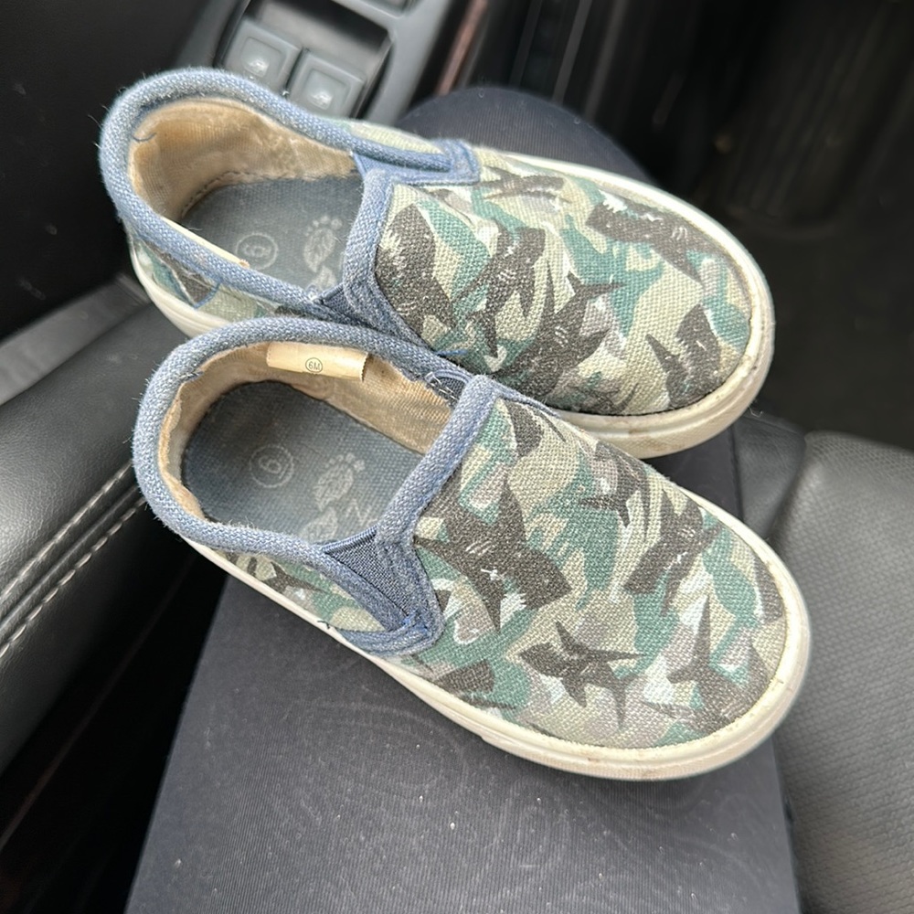 Shark Camo slip on toddler 6